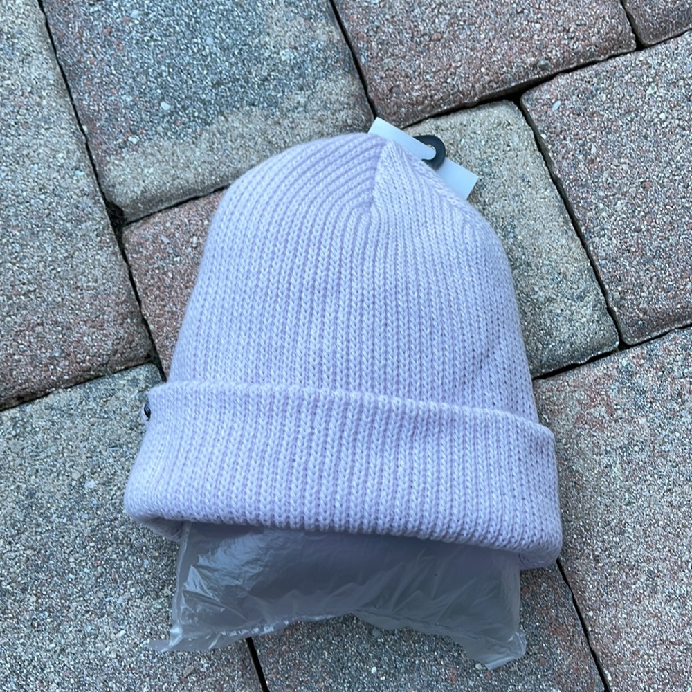 VANS CORE BASIC LIGHT LILAC LAVANDER FOG BEANIE - Picture 8 of 16